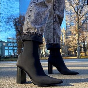 Jeffrey Campbell Siren sock boots pointy black chunky heel size 9